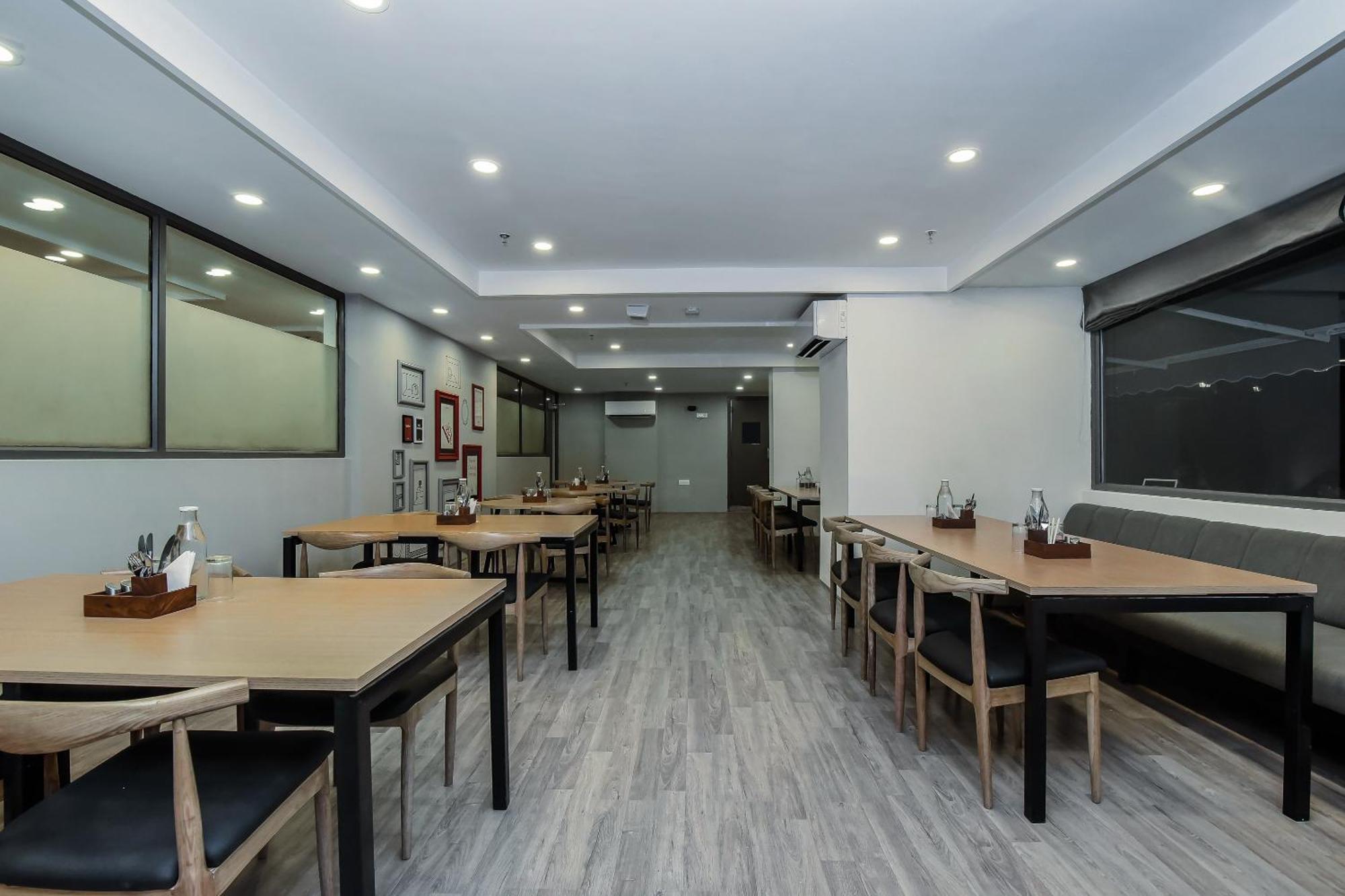 Hotel Townhouse C Scheme Ahinsa Circle Jaipur Exterior foto